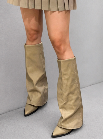 Dakota – Botas Altas Caqui con Solapa