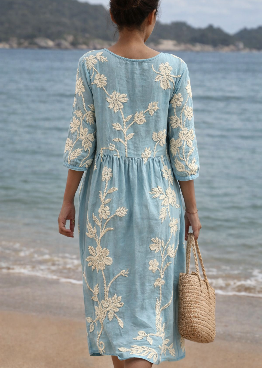 Azzurra | Abito Vintage Ricamato