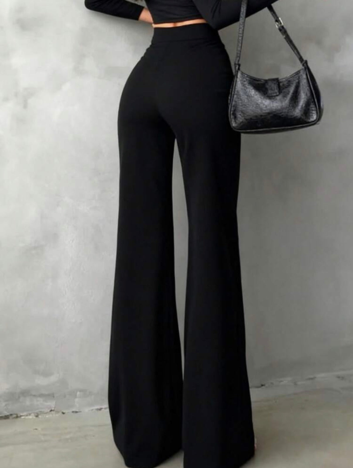 Turín – Pantalón Recto Cintura Asimétrica