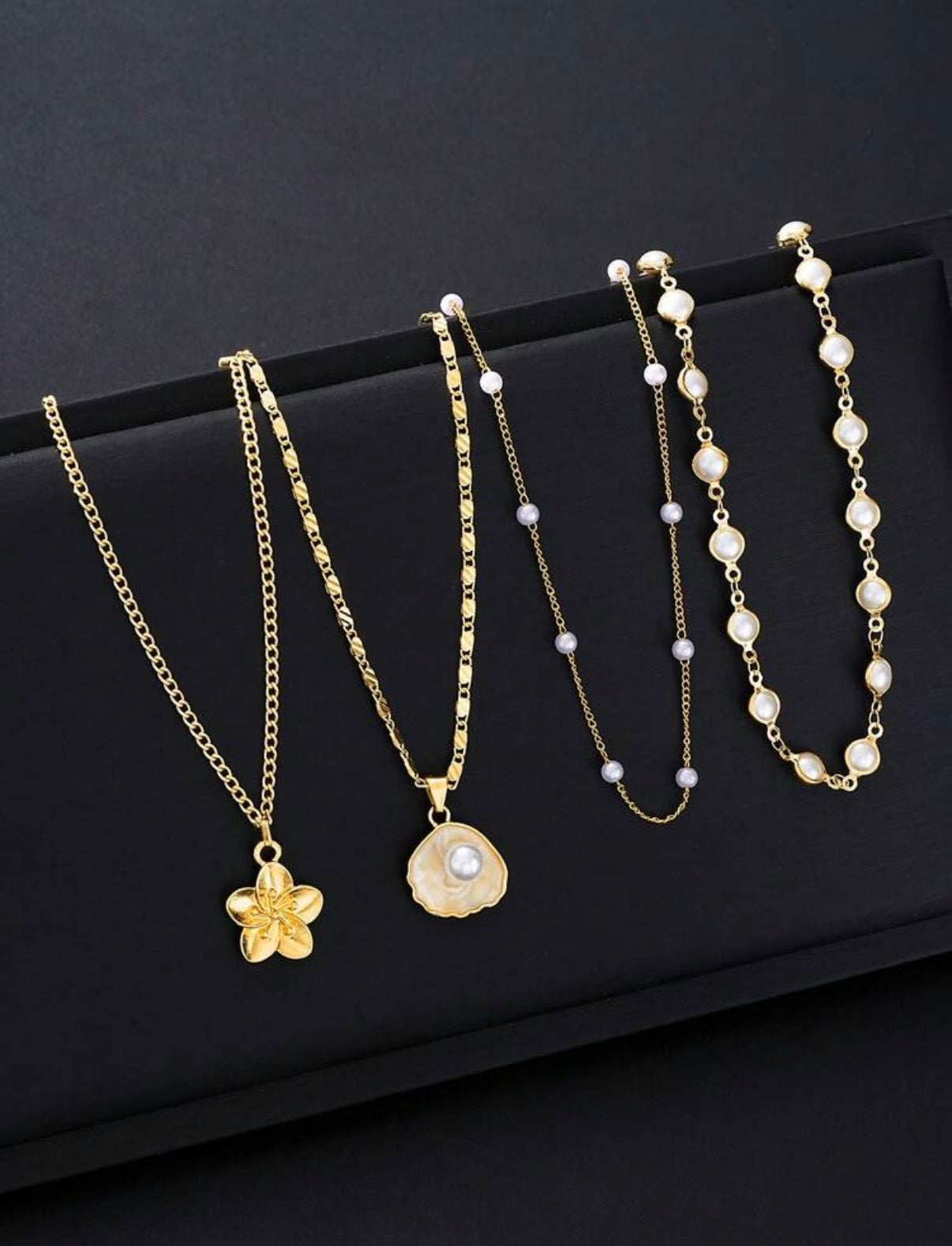 Talia – Set 4 Collares Flor