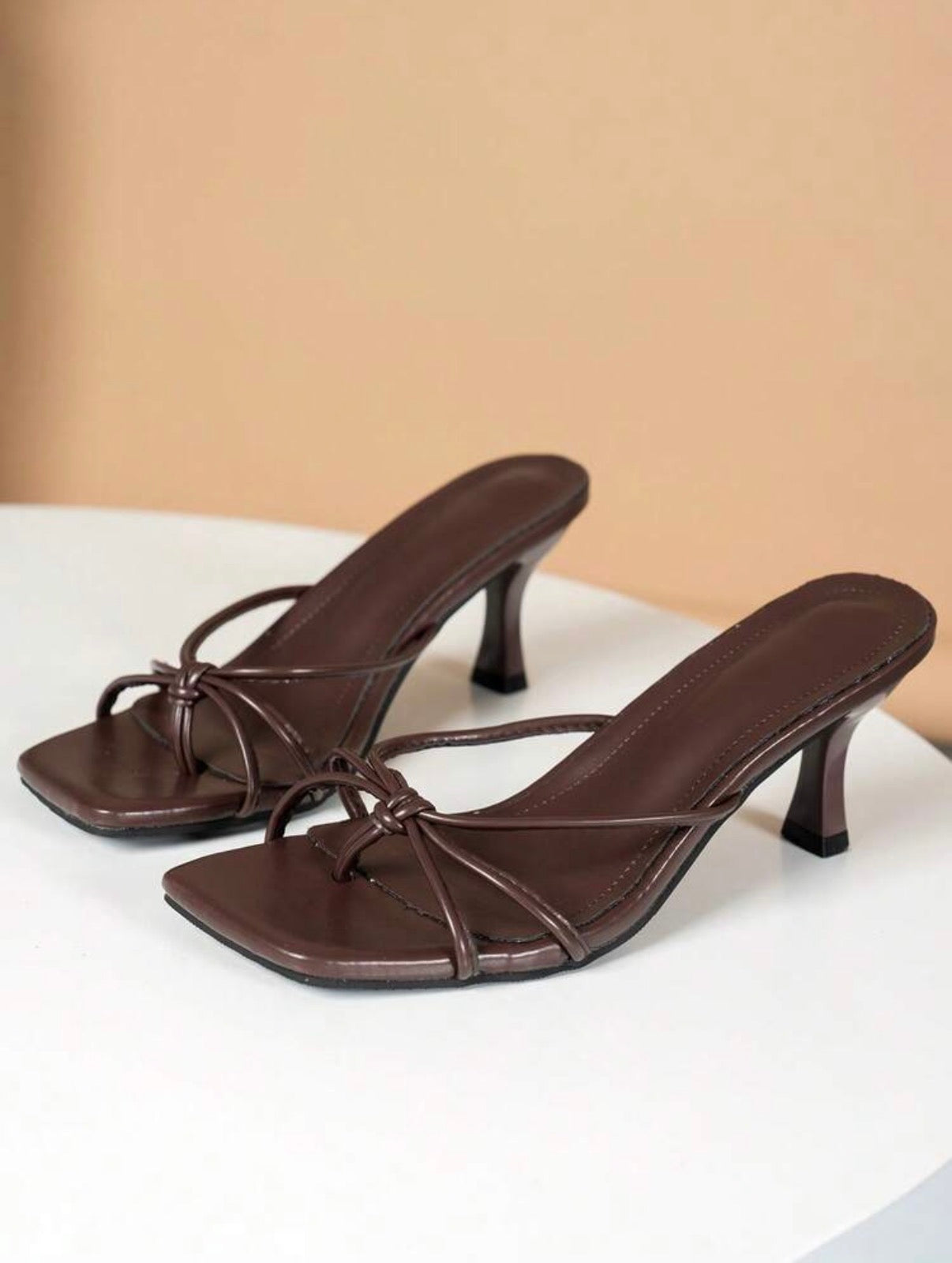 Selene – Mules de Tacón con Lazo Cruzado