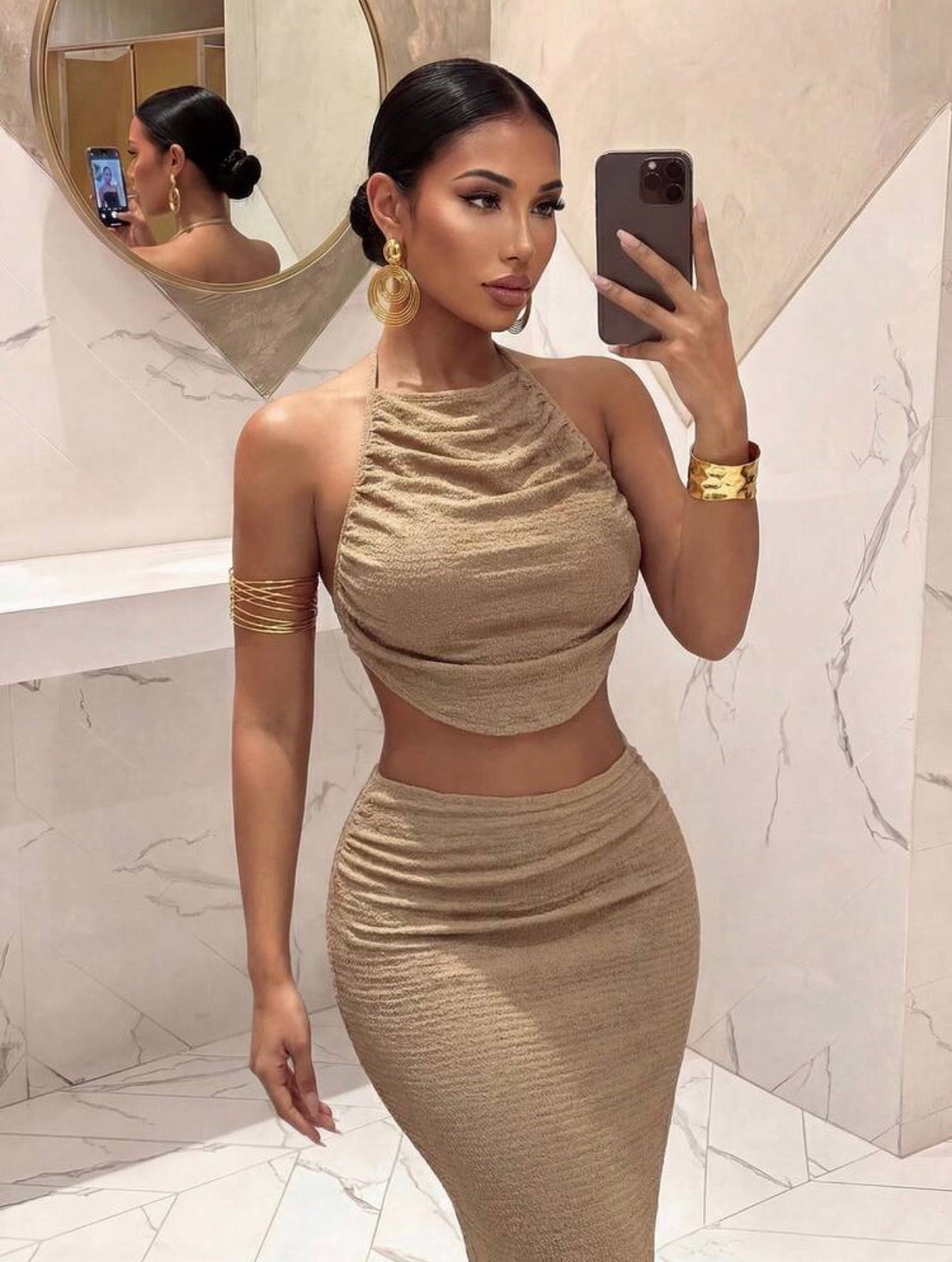 CONJUNTO 2 PIEZAS MUJER Conjunto de 2 piezas de top halter sin espalda y falda para mujer