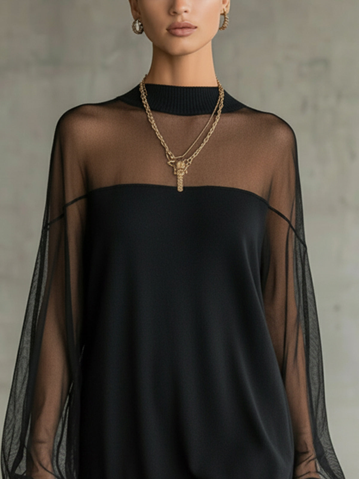 Amélie™ | Elegante Mini Abito Nero con Maniche in Rete