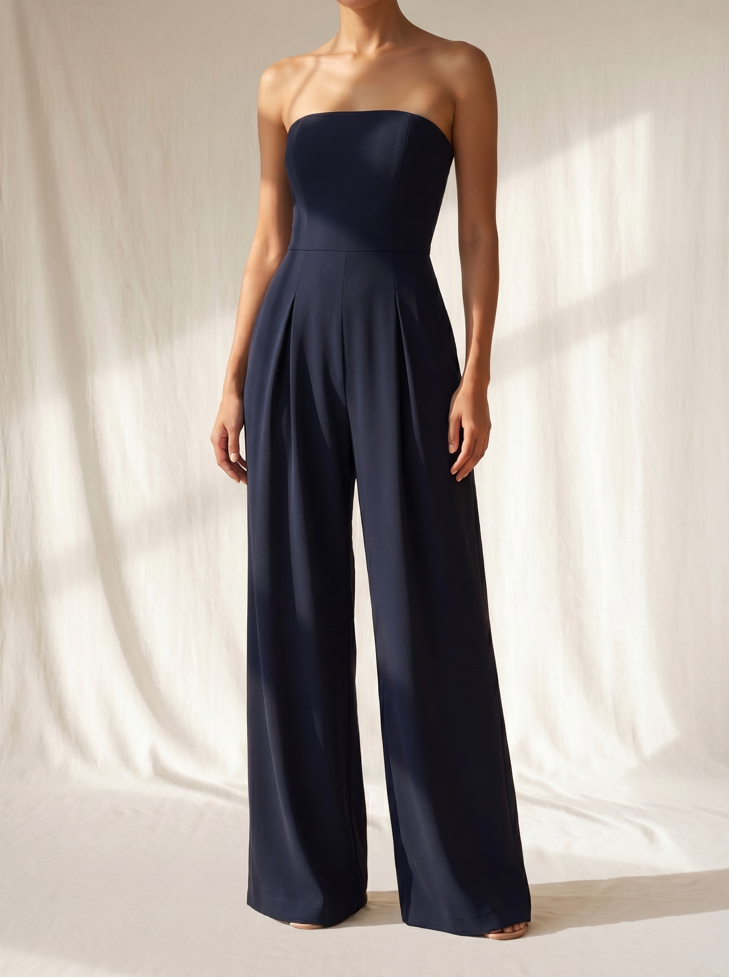 Kiora  | Elegante Tuta Senza Spalline